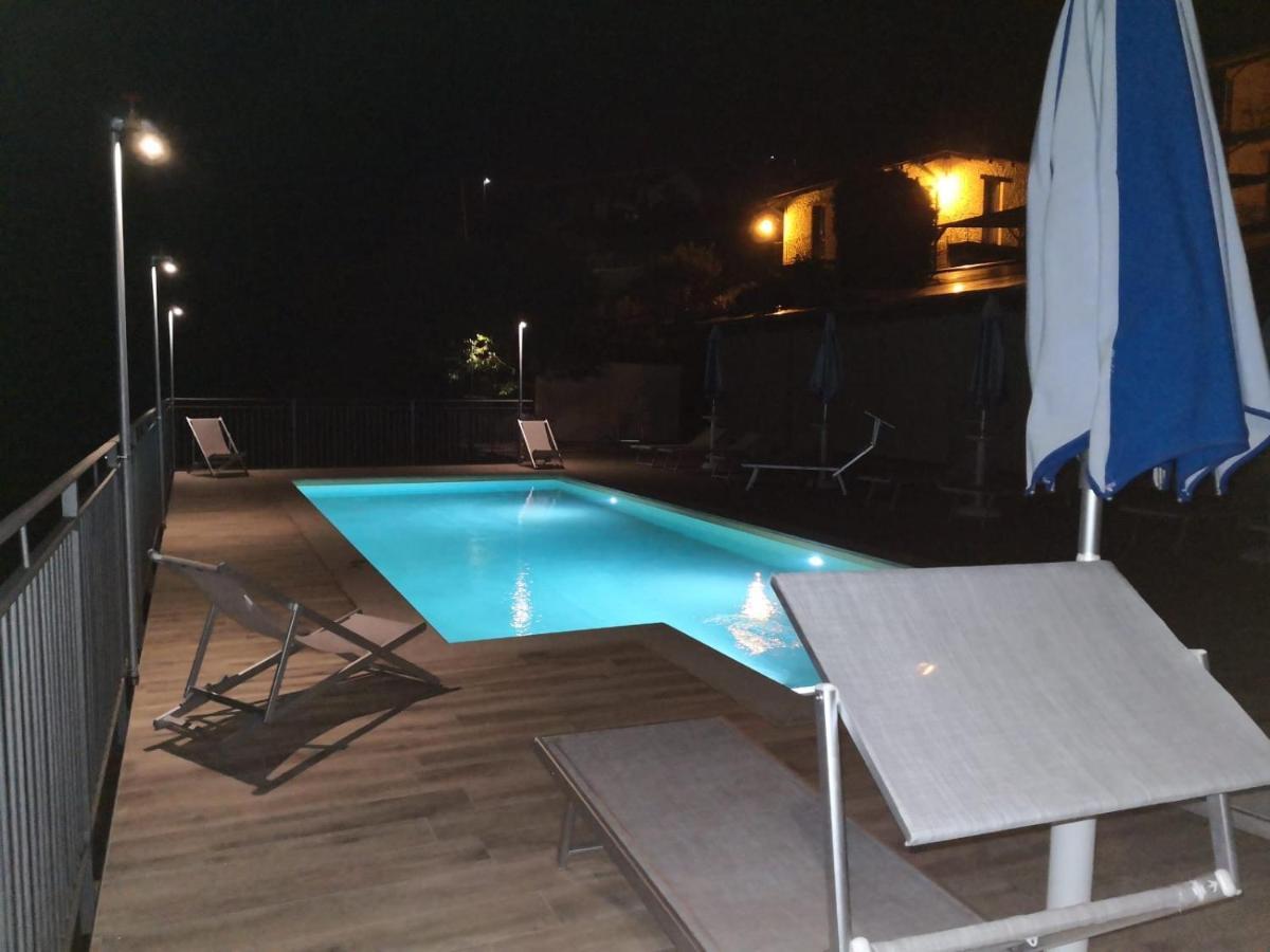 Da Fabiana Bed & Breakfast Bossolasco Exterior photo