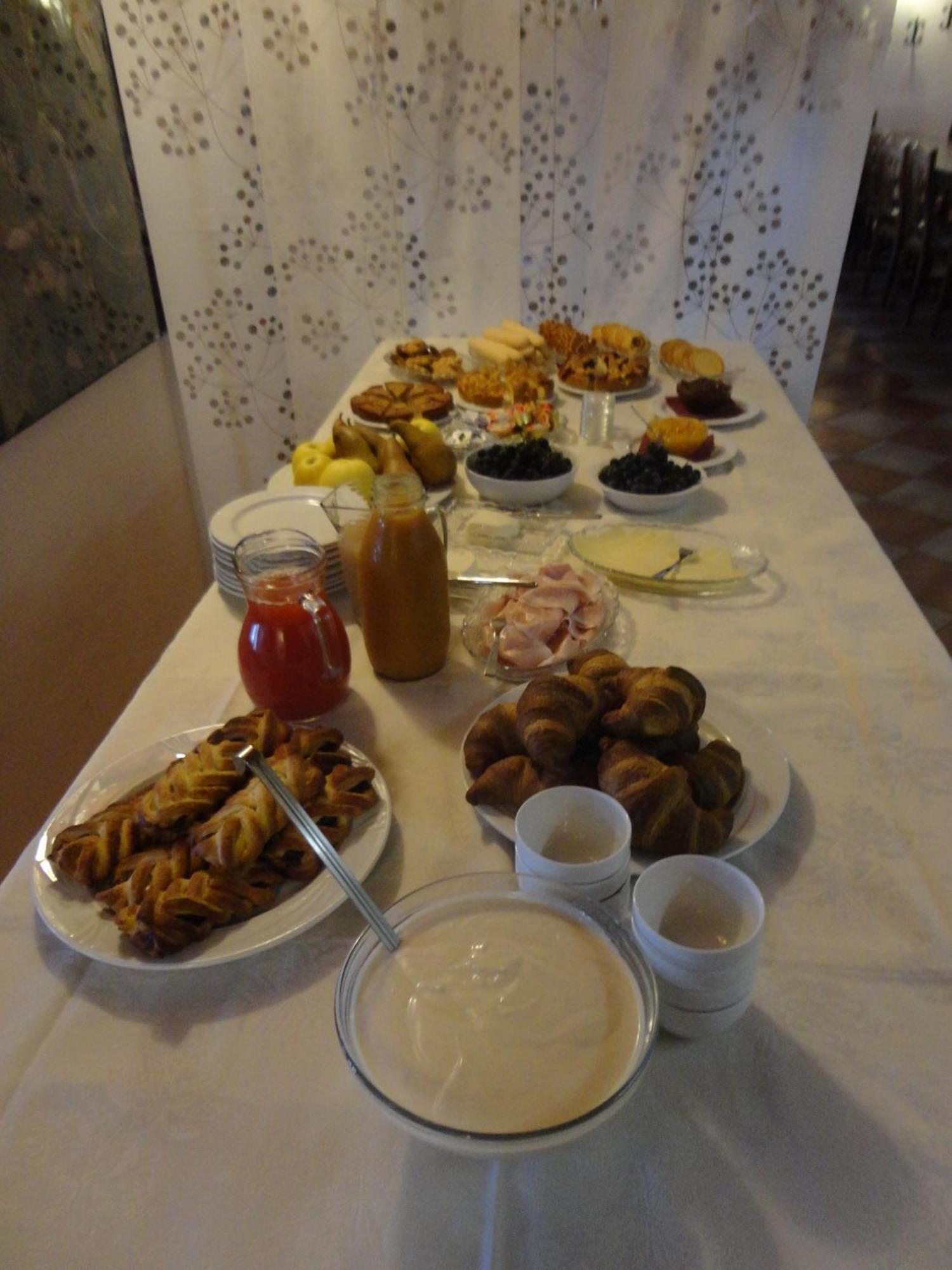 Da Fabiana Bed & Breakfast Bossolasco Exterior photo