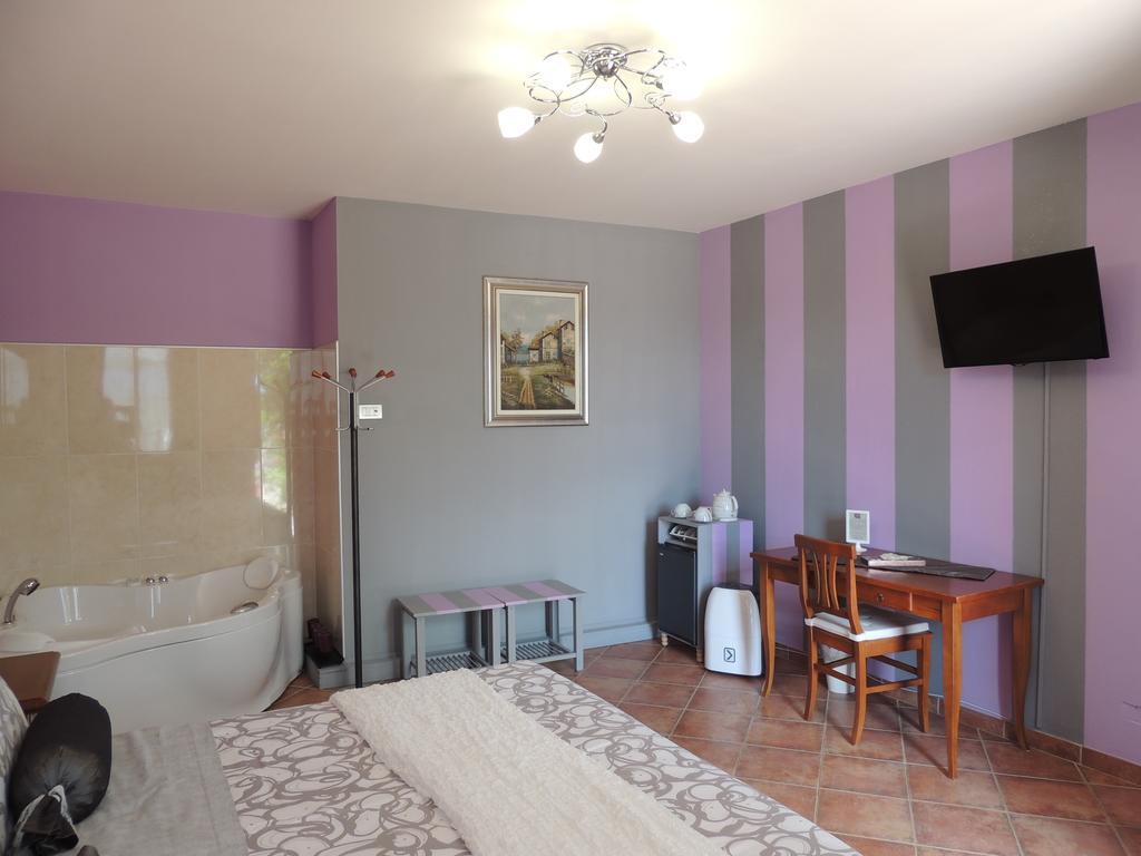 Da Fabiana Bed & Breakfast Bossolasco Exterior photo