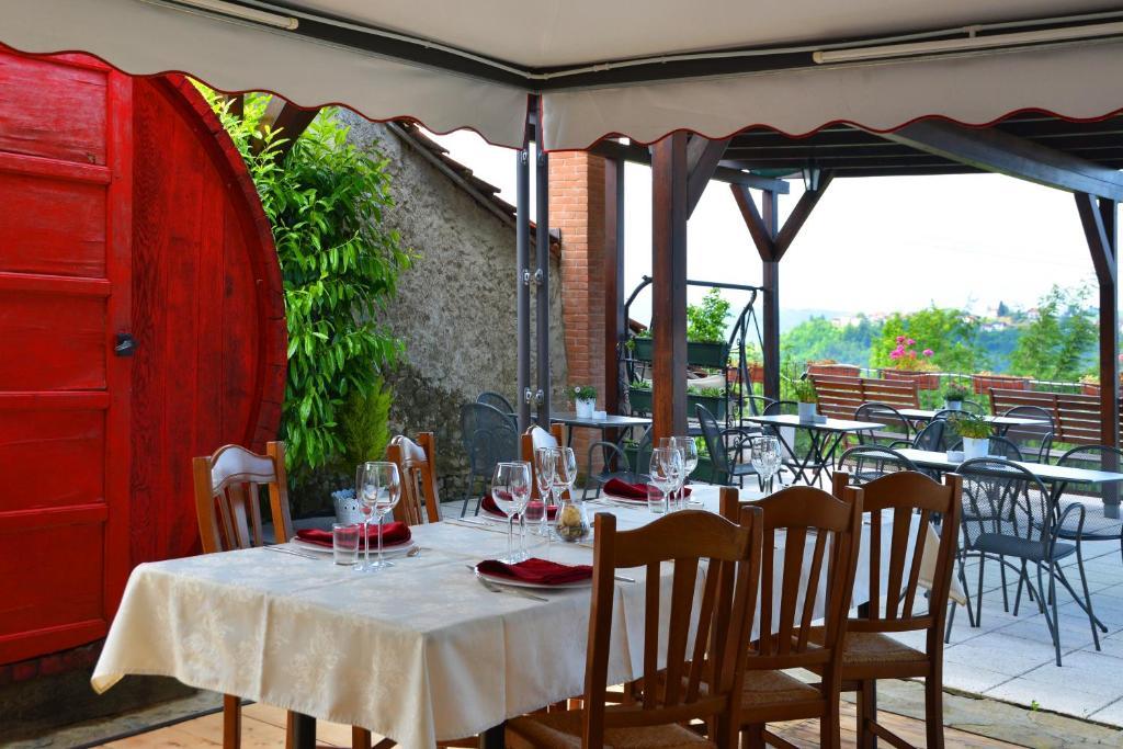 Da Fabiana Bed & Breakfast Bossolasco Exterior photo